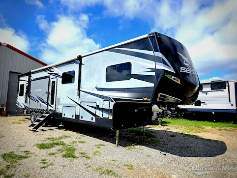 Used 2020 Jayco Seismic 4113 Featured Photo