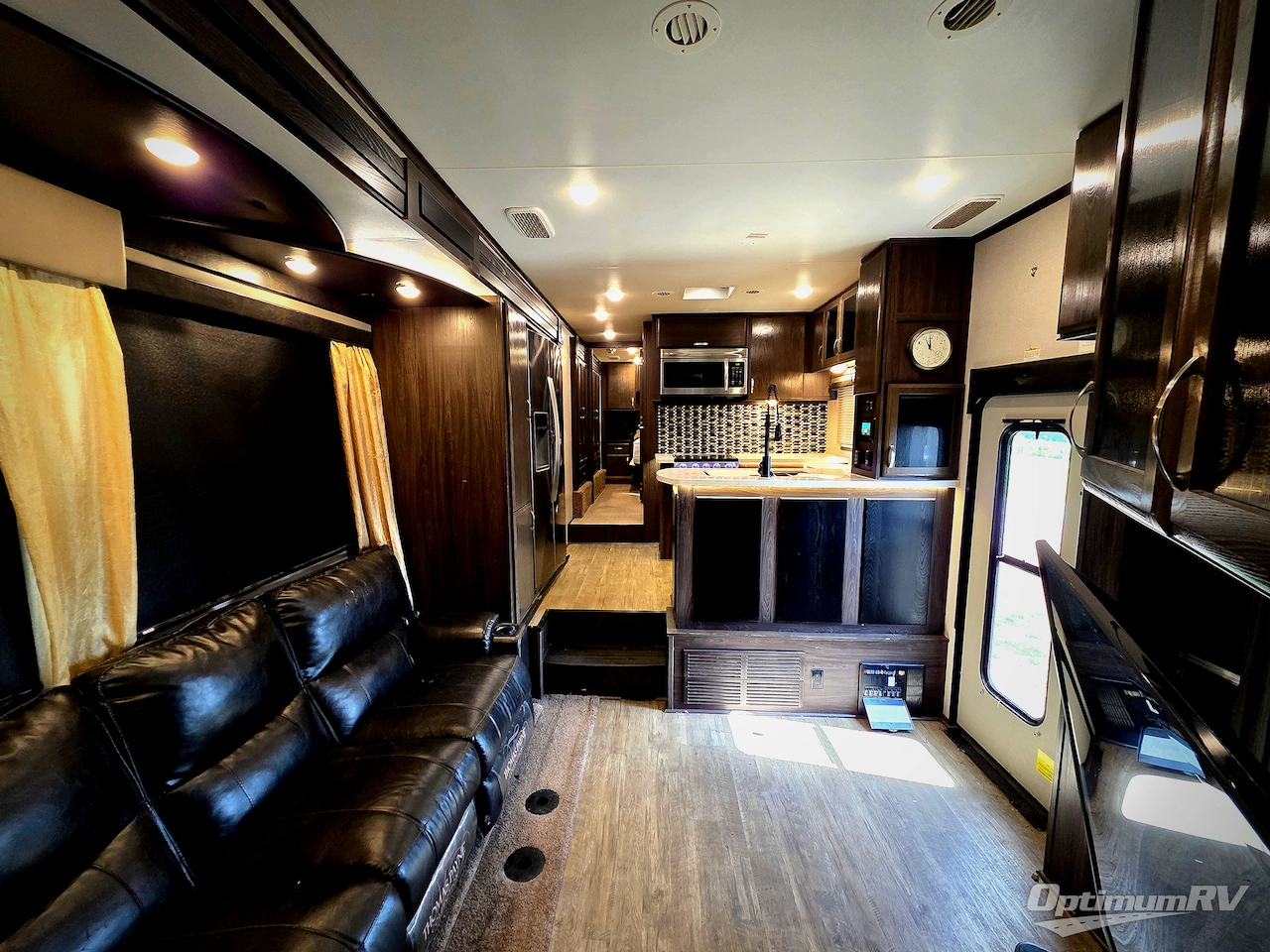 2020 Jayco Seismic 4113 Photo 5