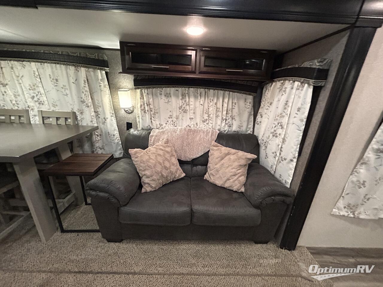 2020 Jayco Jay Flight 38FDDS Photo 11