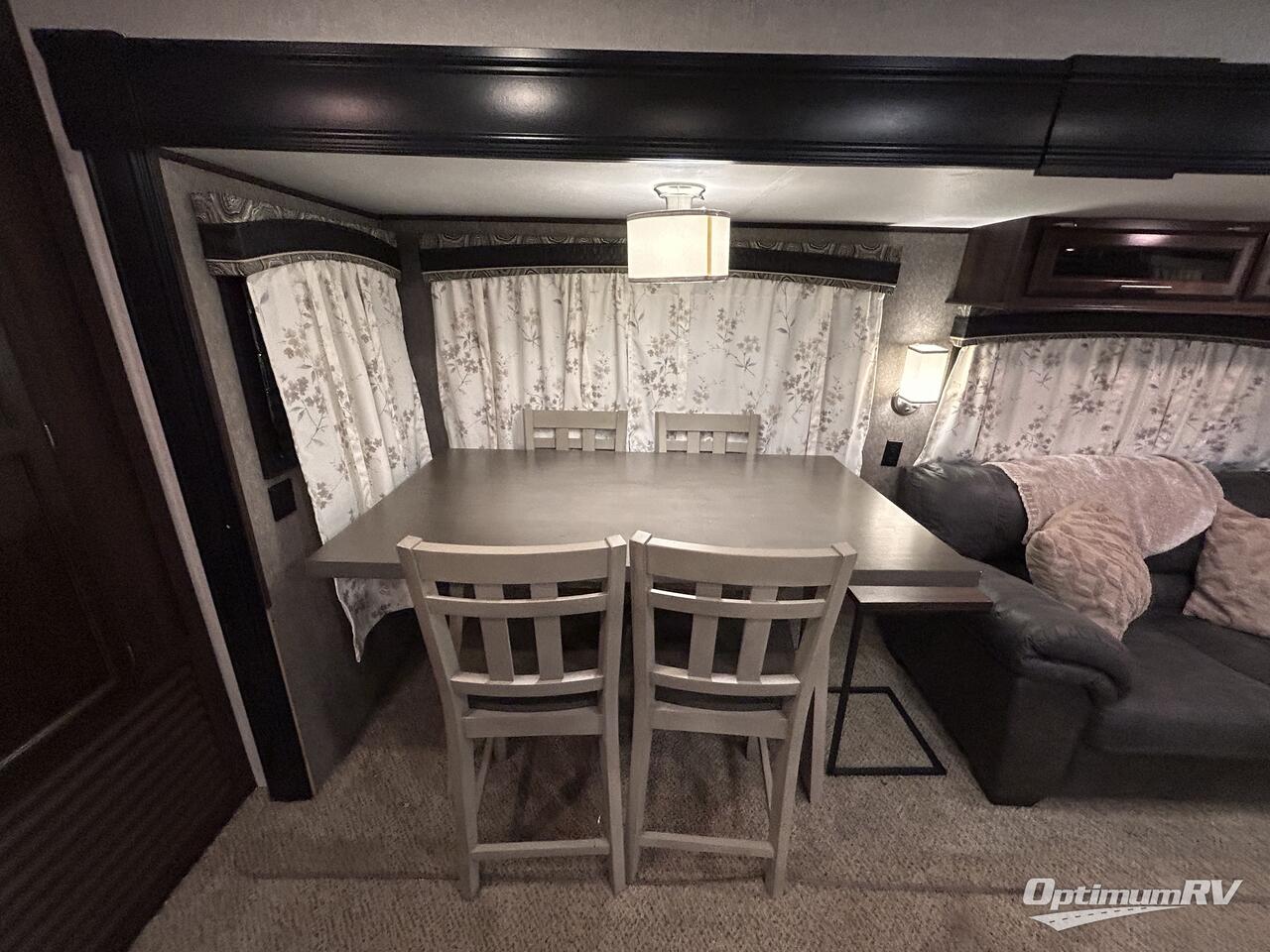 2020 Jayco Jay Flight 38FDDS Photo 12