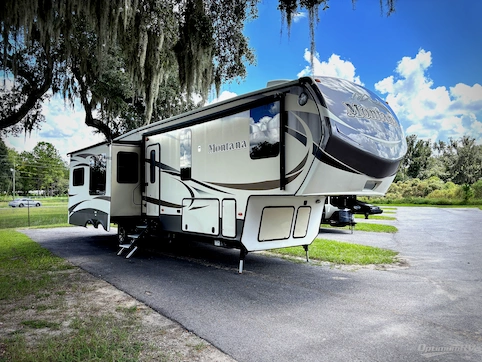 Used 2016 Keystone RV Montana 3611 RL Featured Photo