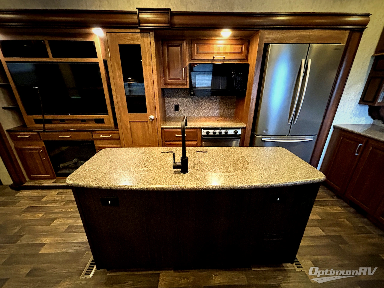 2016 Keystone Montana 3611 RL Photo 6