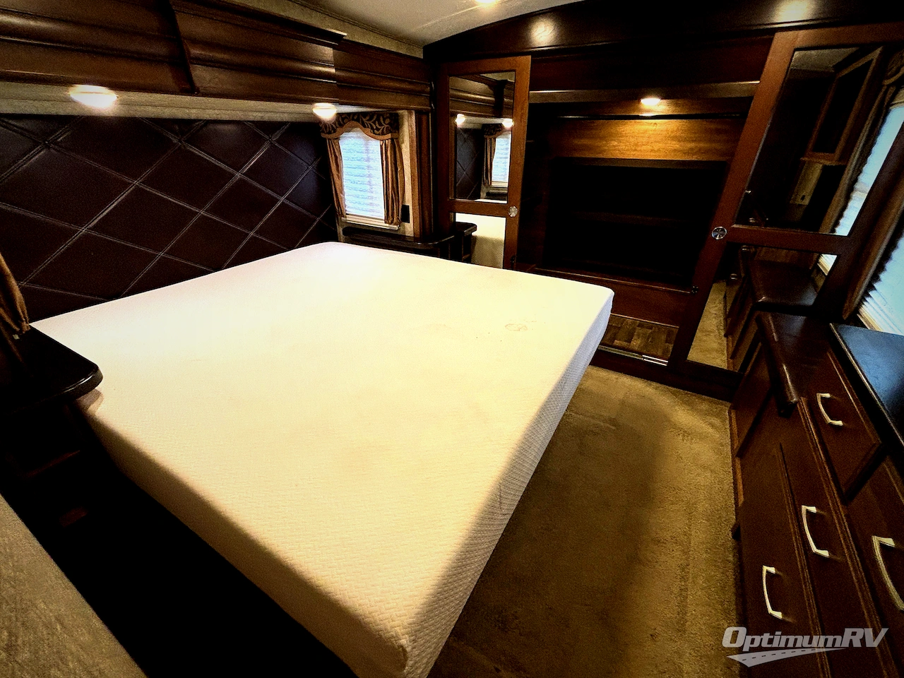 2016 Keystone Montana 3611 RL Photo 8