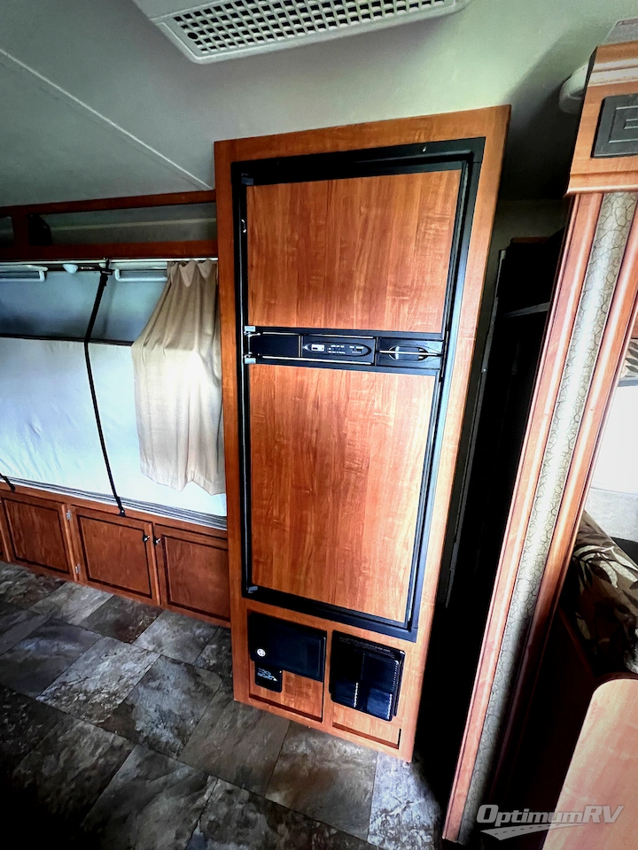 2014 Jayco Jay Feather Ultra Lite X23F Photo 10
