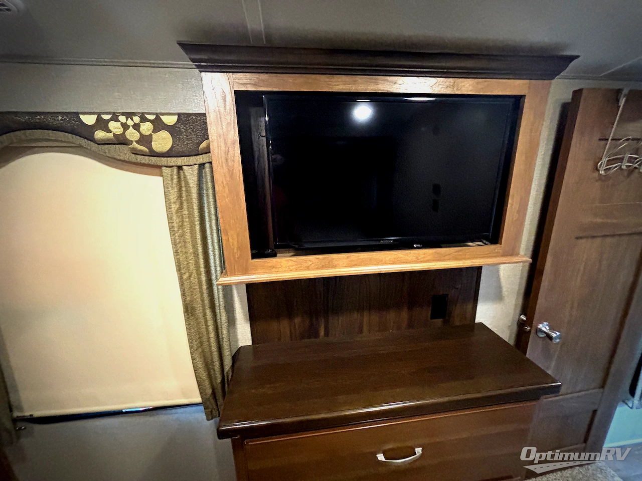 2018 Keystone Montana 3791RD Photo 17