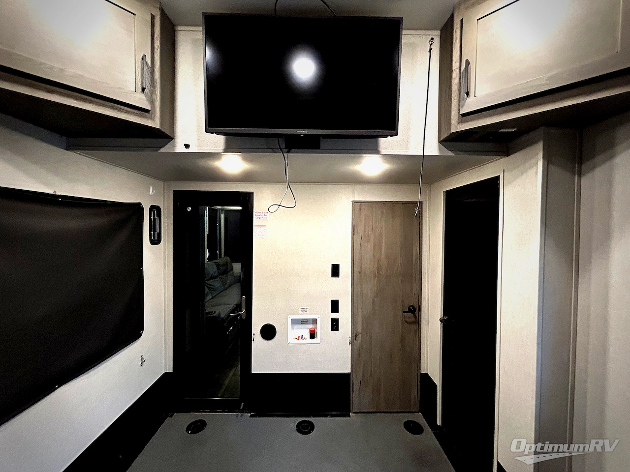 2021 Keystone Raptor 429 Photo 16