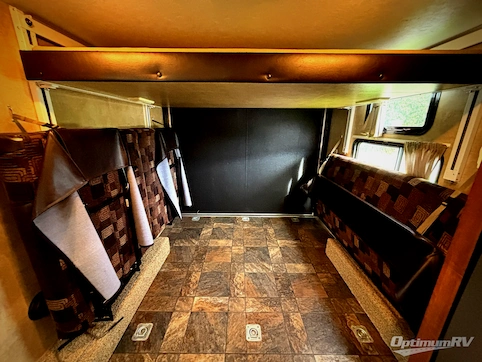2011 Jayco Octane ZX Super Lite 161 RV Photo 2