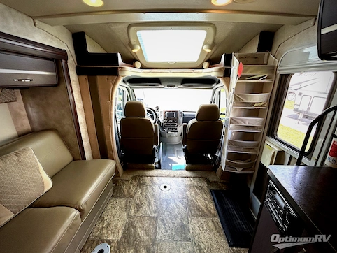 2012 Winnebago View Profile 24G RV Photo 2