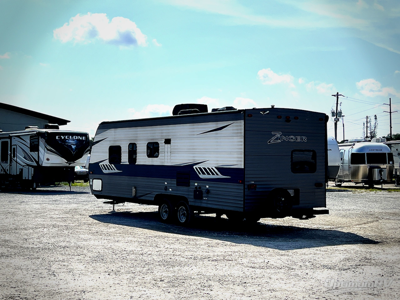 2023 CrossRoads Zinger Lite ZR259FL Photo 3
