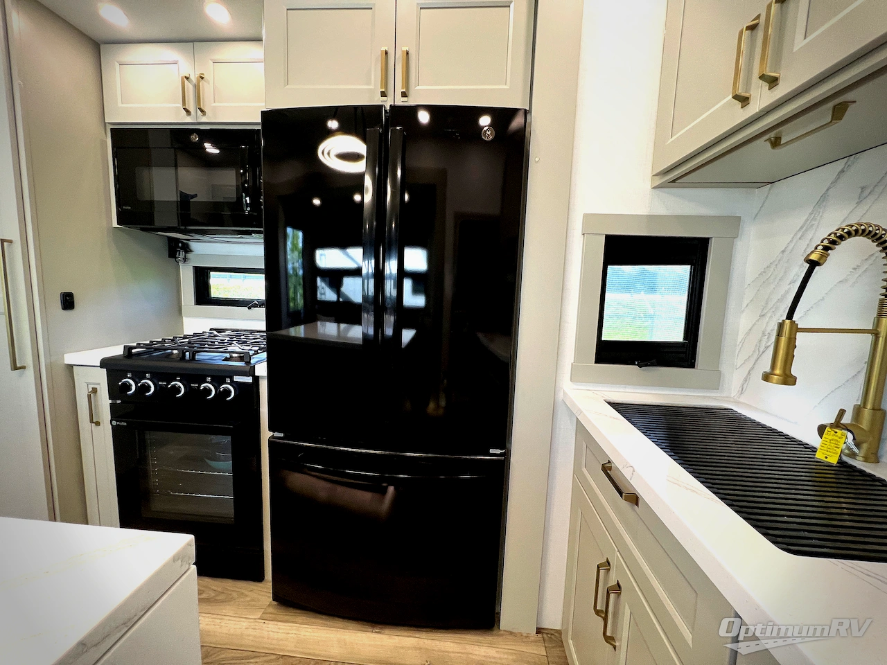 2024 Brinkley Model G 4000 Photo 13