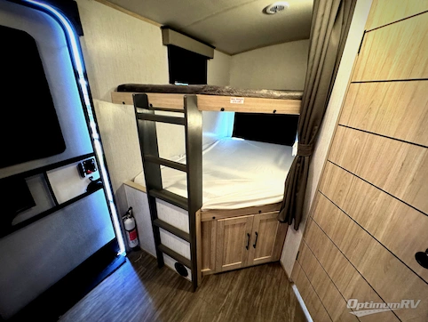 2022 Cruiser Twilight Signature TWS 2580 RV Photo 4