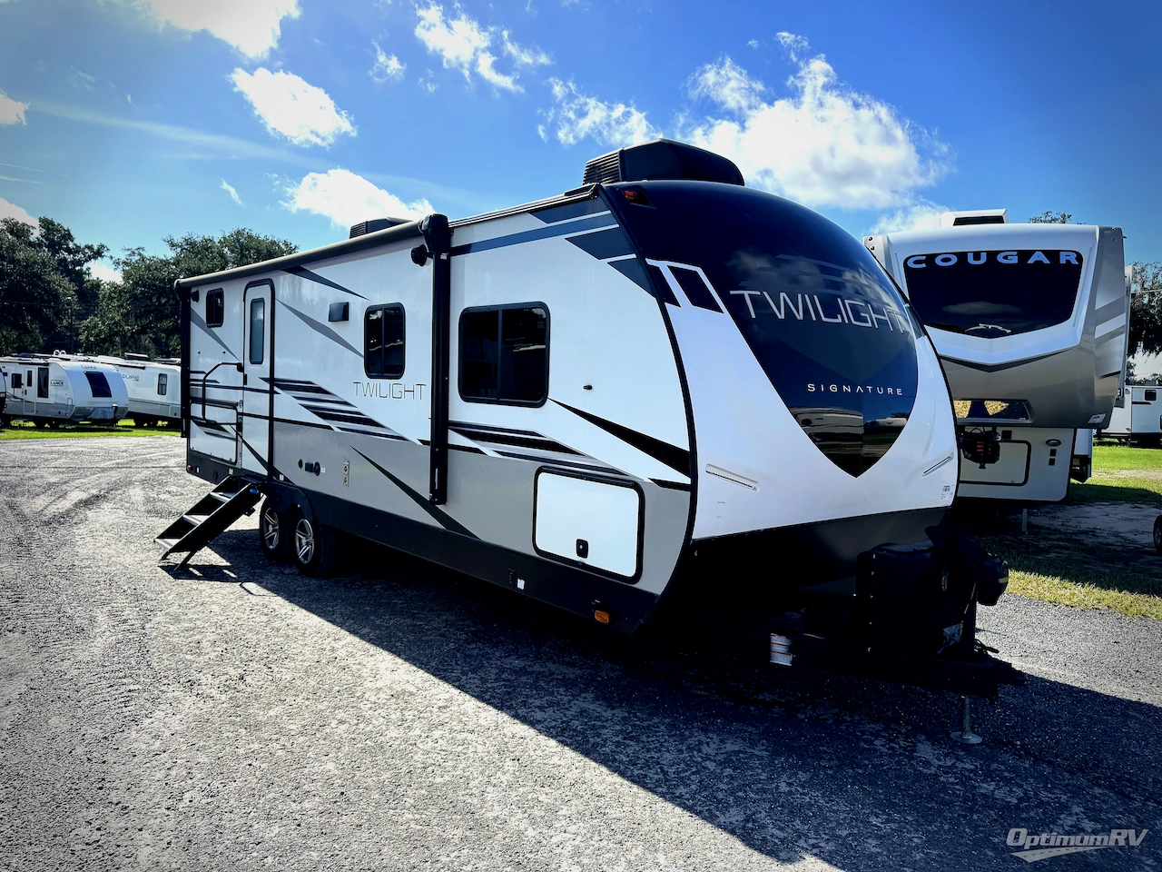 2022 Cruiser Twilight Signature TWS 2580 Photo 1