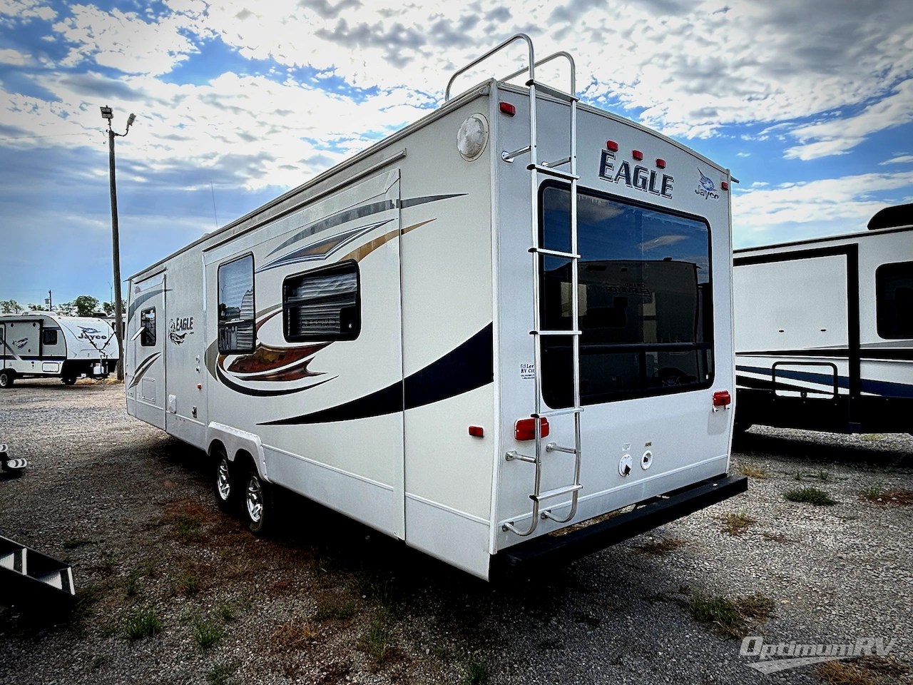 2012 Jayco Eagle 320RLDS Photo 3