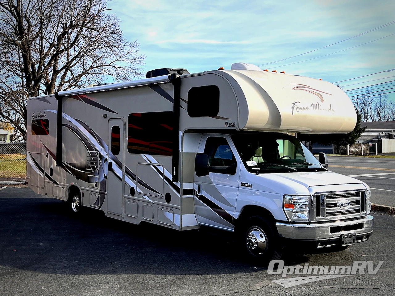 2017 Thor Four Winds 31E Bunkhouse Photo 1