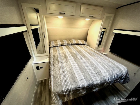 2024 Jayco Jay Feather 25RB RV Photo 3