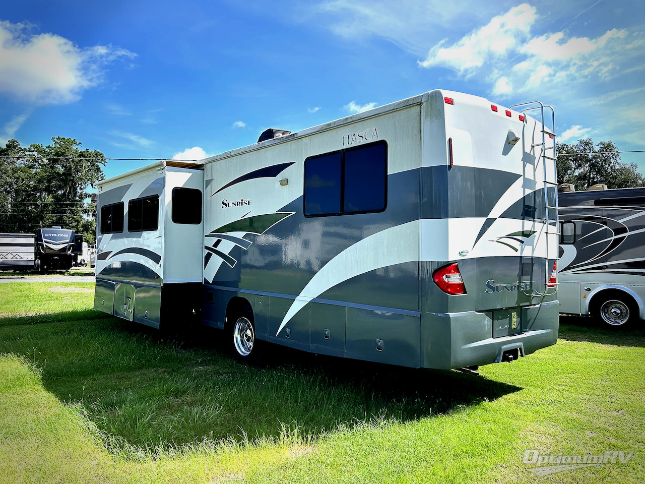 2007 Itasca Suncruiser 35L Photo 3