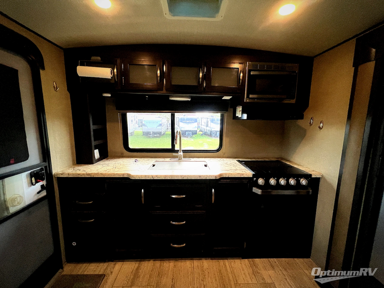 2018 Grand Design Imagine 2250RK Photo 9