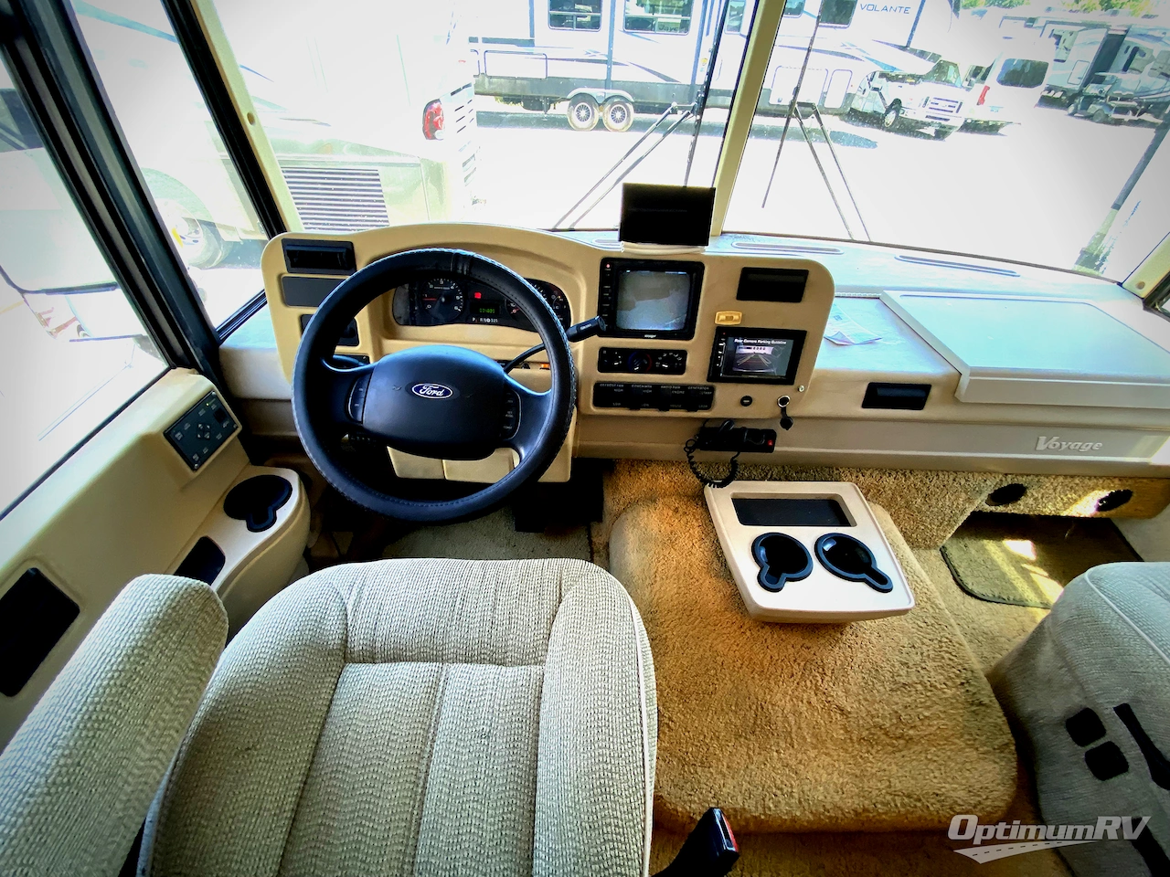 2006 Winnebago Voyage 31W Photo 7