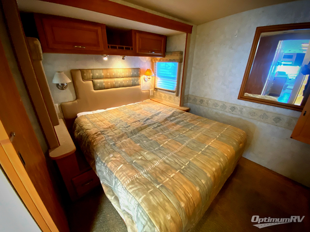 2006 Winnebago Voyage 31W Photo 28