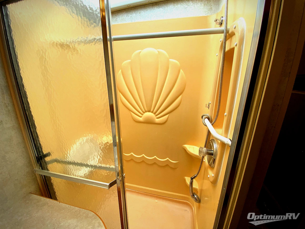 2006 Winnebago Voyage 31W Photo 33