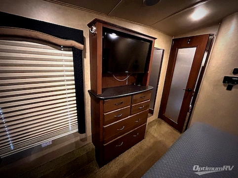 2015 Jayco Eagle Premier 331RETS RV Photo 3
