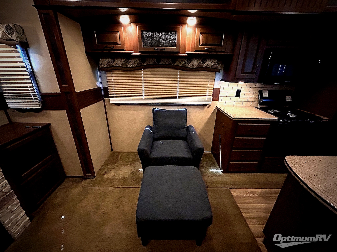 2015 Jayco Eagle Premier 331RETS Photo 17