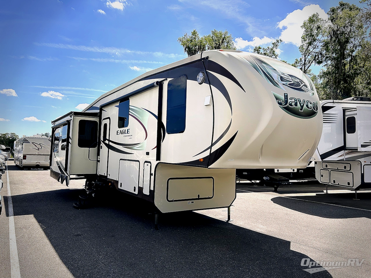 2015 Jayco Eagle Premier 331RETS Photo 1