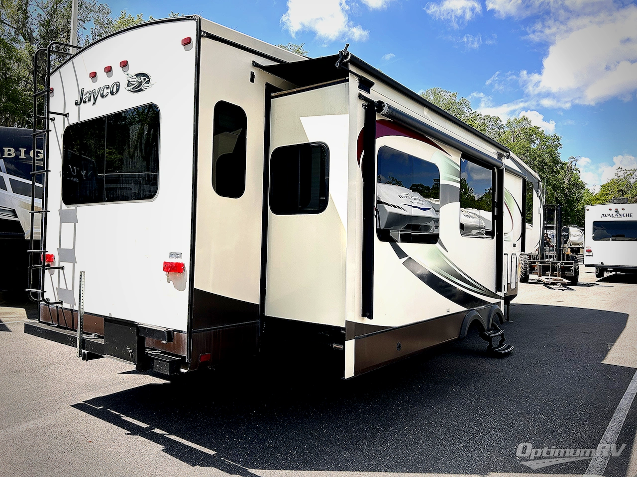 2015 Jayco Eagle Premier 331RETS Photo 2