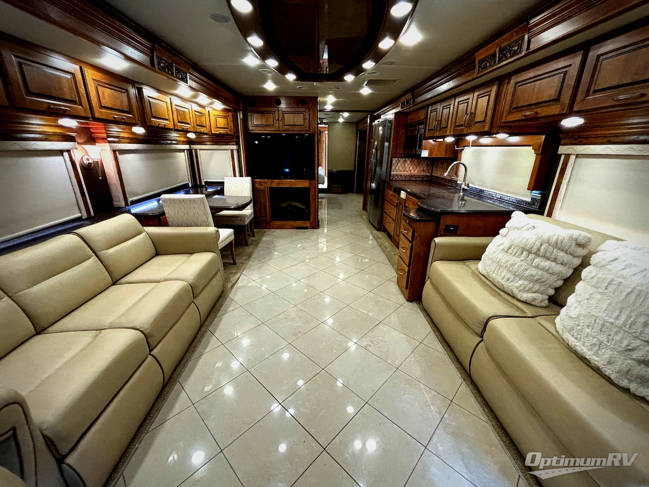 2013 Holiday Rambler Endeavor 43DFT Photo 4