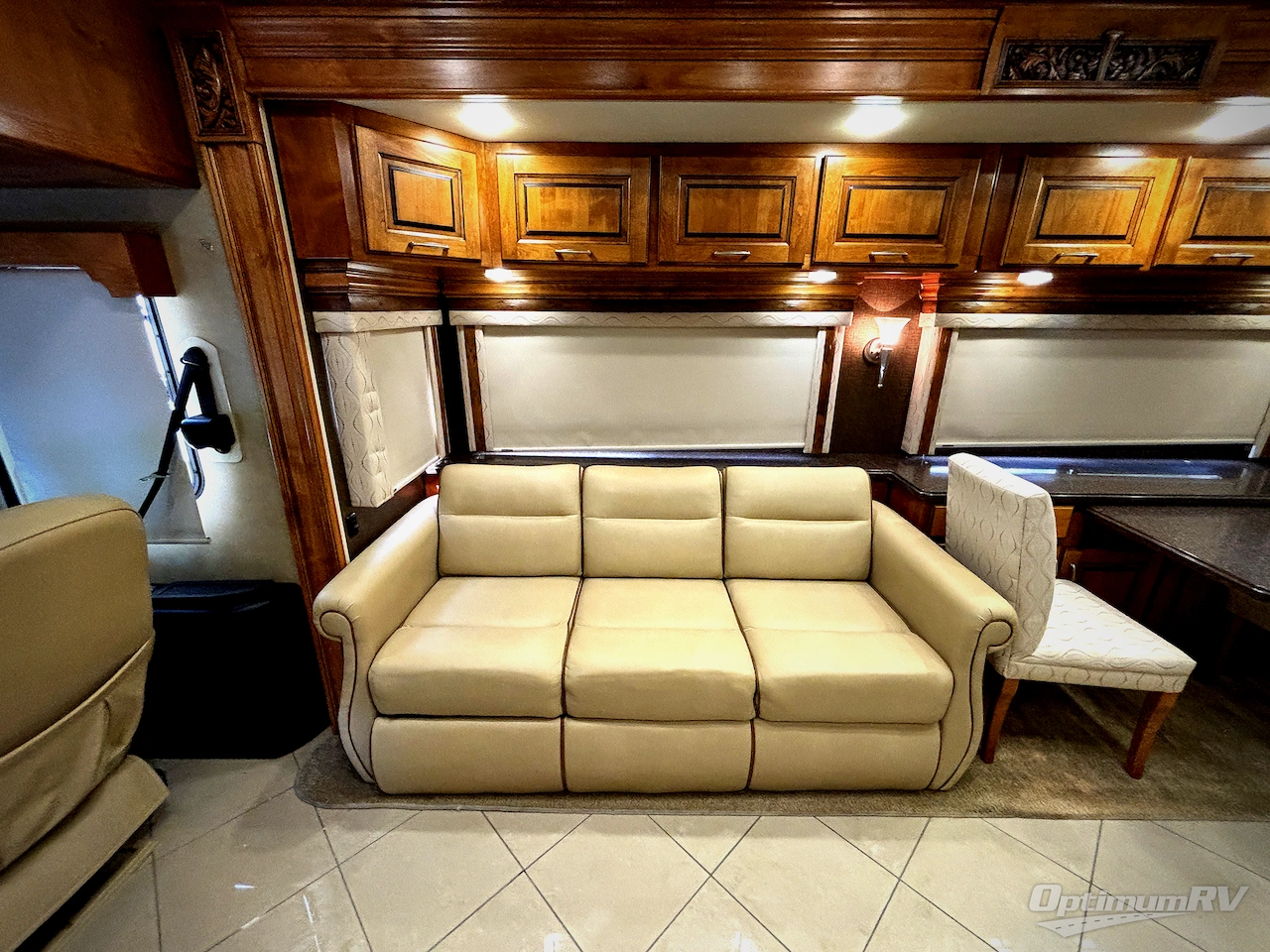 2013 Holiday Rambler Endeavor 43DFT Photo 10
