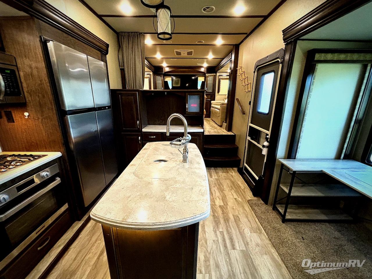 2019 Grand Design Solitude 380FL Photo 5