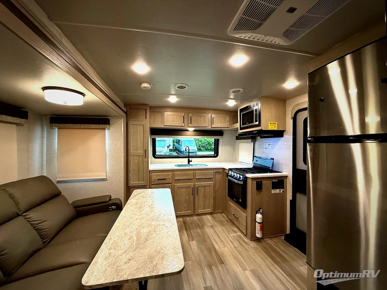 2022 Forest River Flagstaff Micro Lite 25FKS Photo 6