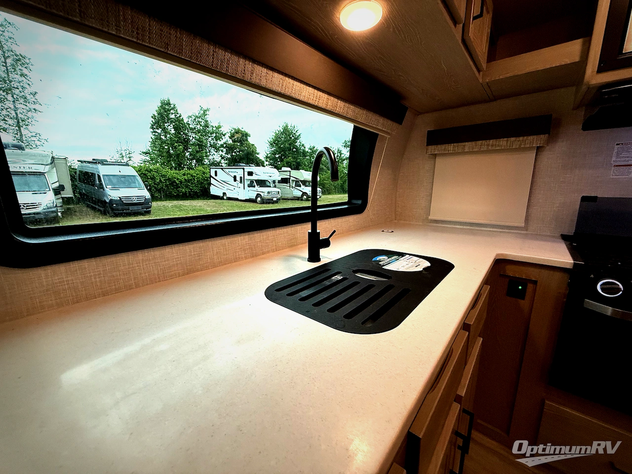 2022 Forest River Flagstaff Micro Lite 25FKS Photo 9