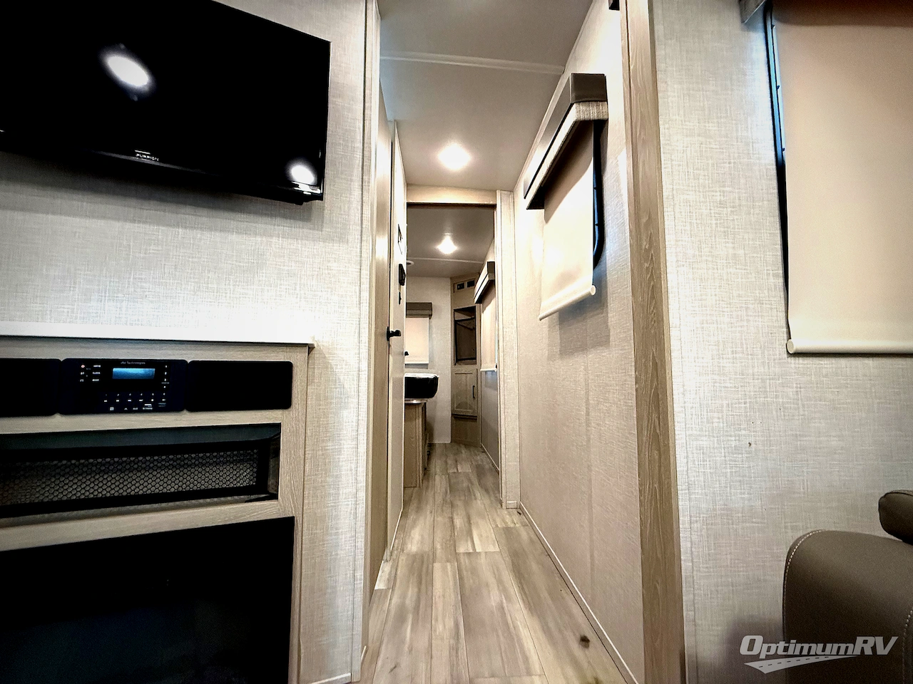 2022 Forest River Flagstaff Micro Lite 25FKS Photo 13