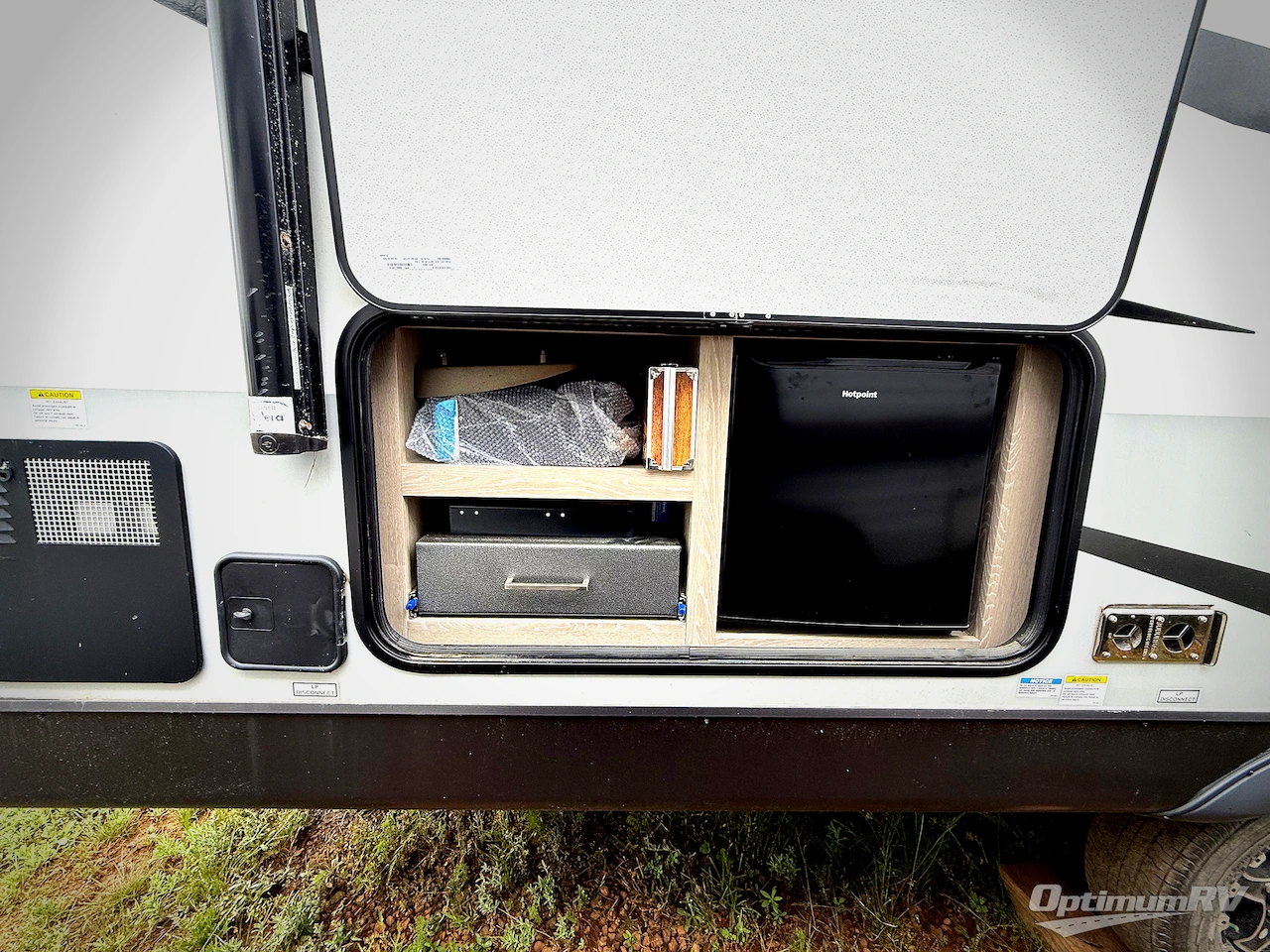 2022 Forest River Flagstaff Micro Lite 25FKS Photo 17