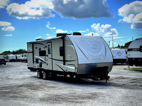 Used 2017 Coachmen Freedom Express 248RBS Featured Photo