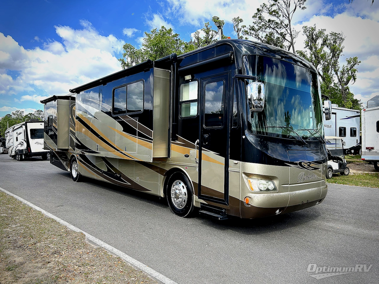 2014 Forest River Berkshire 390FL Photo 1