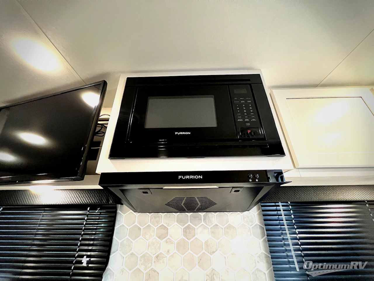 2024 Jayco Jay Feather 19MRK Photo 10