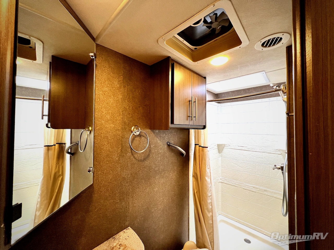 2018 Thor Vegas 25.3 Photo 17