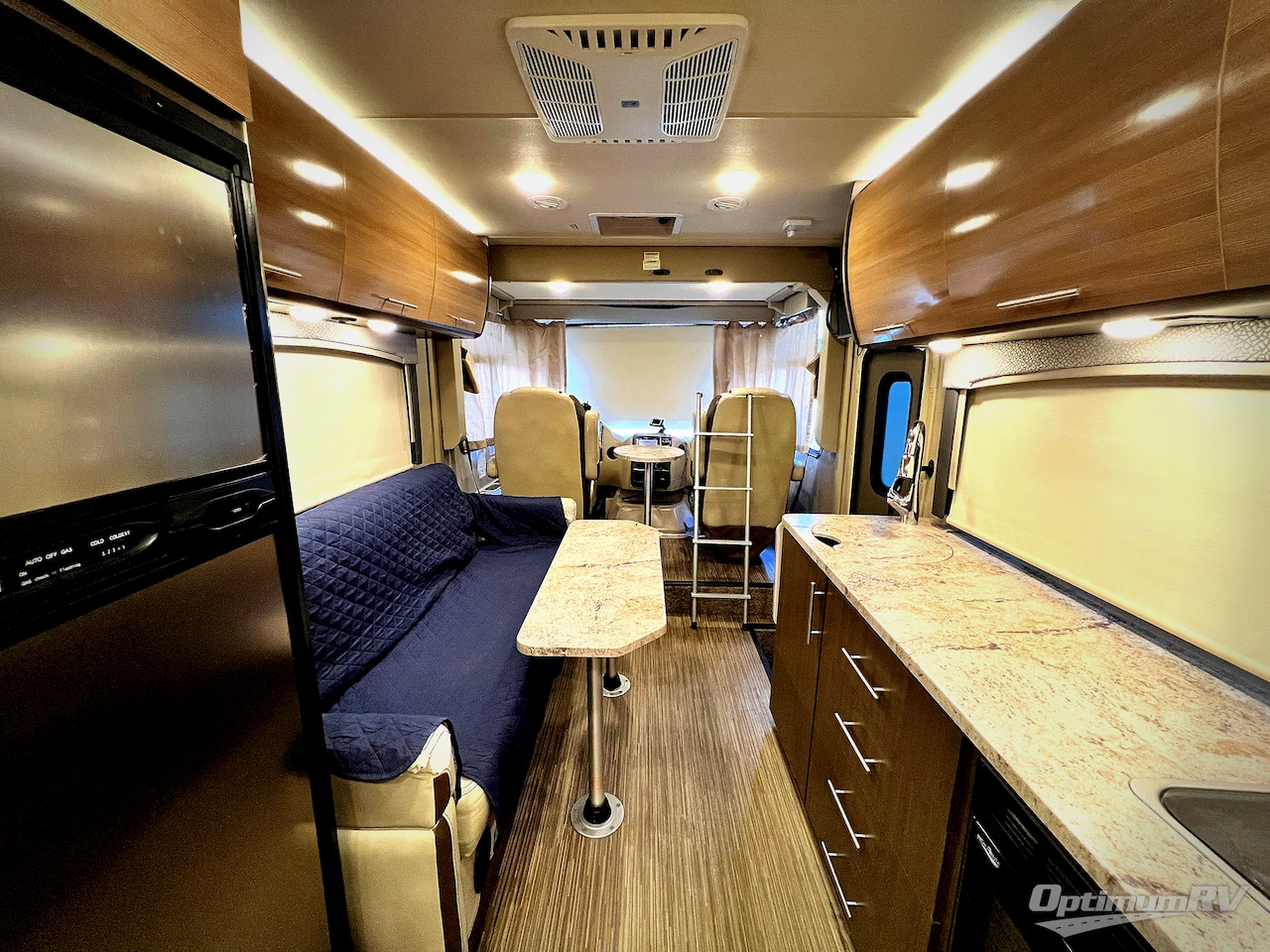 2018 Thor Vegas 25.3 Photo 4