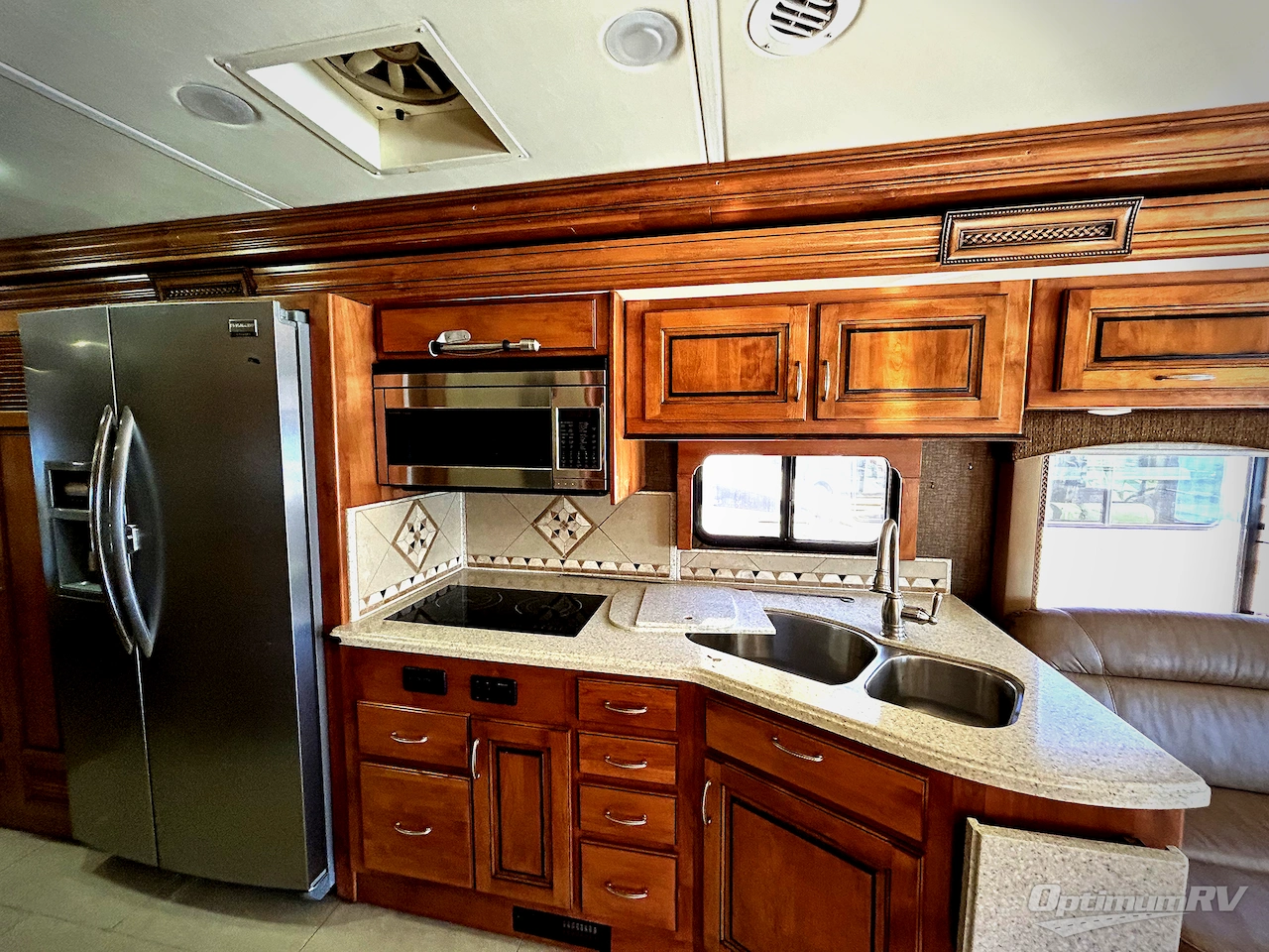 2013 Monaco Knight 36PFT Photo 9