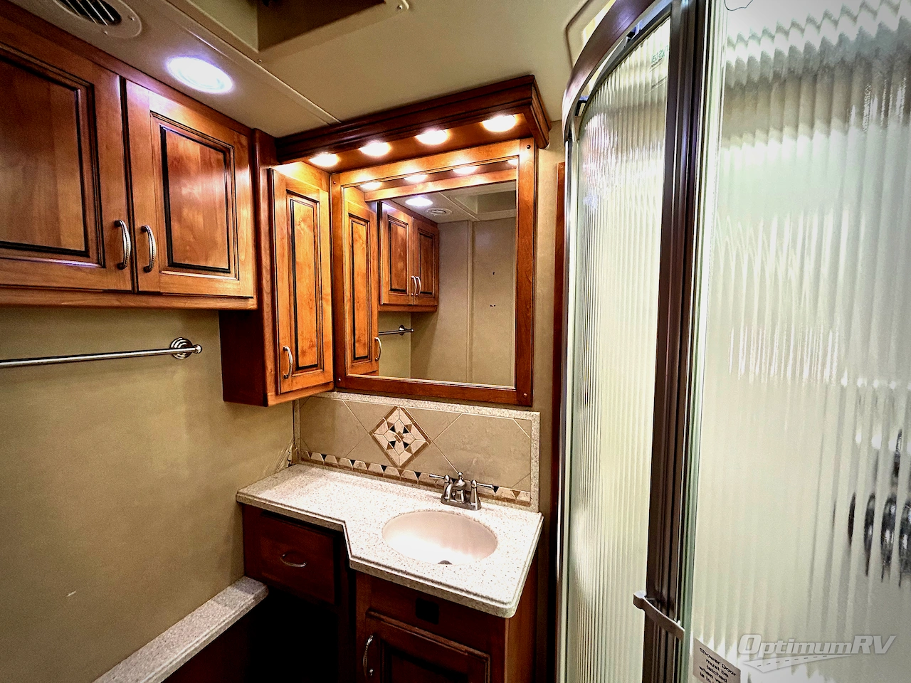 2013 Monaco Knight 36PFT Photo 11