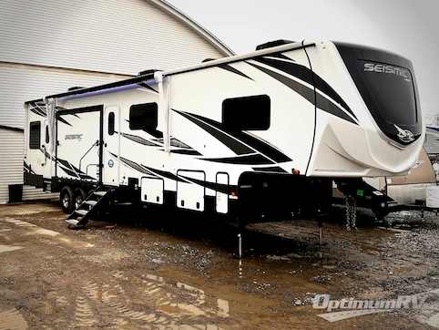 Used 2021 Jayco Seismic 4113 Featured Photo