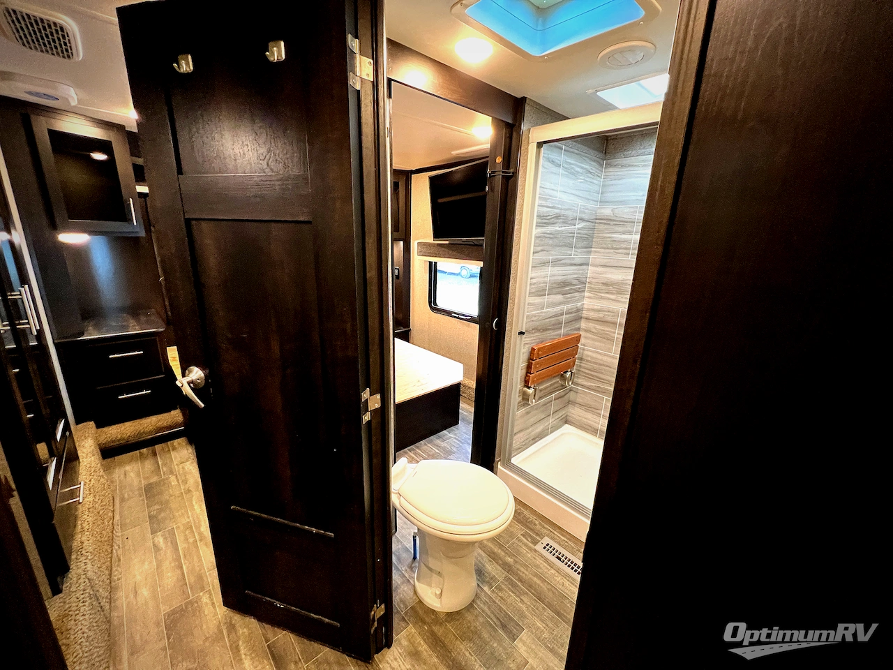 2021 Jayco Seismic 4113 Photo 15