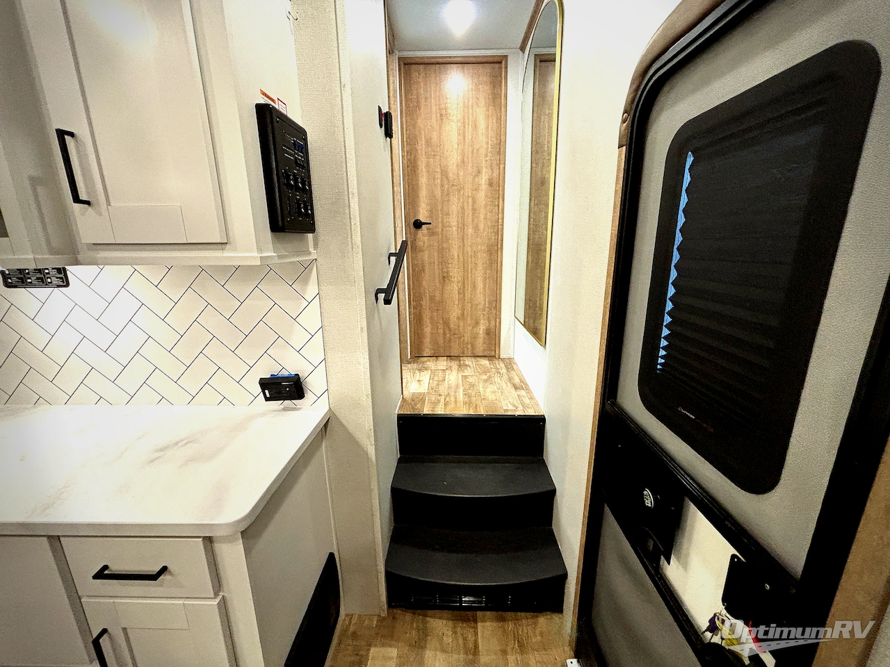 2023 Keystone Arcadia Super Lite 332SLRL Photo 6