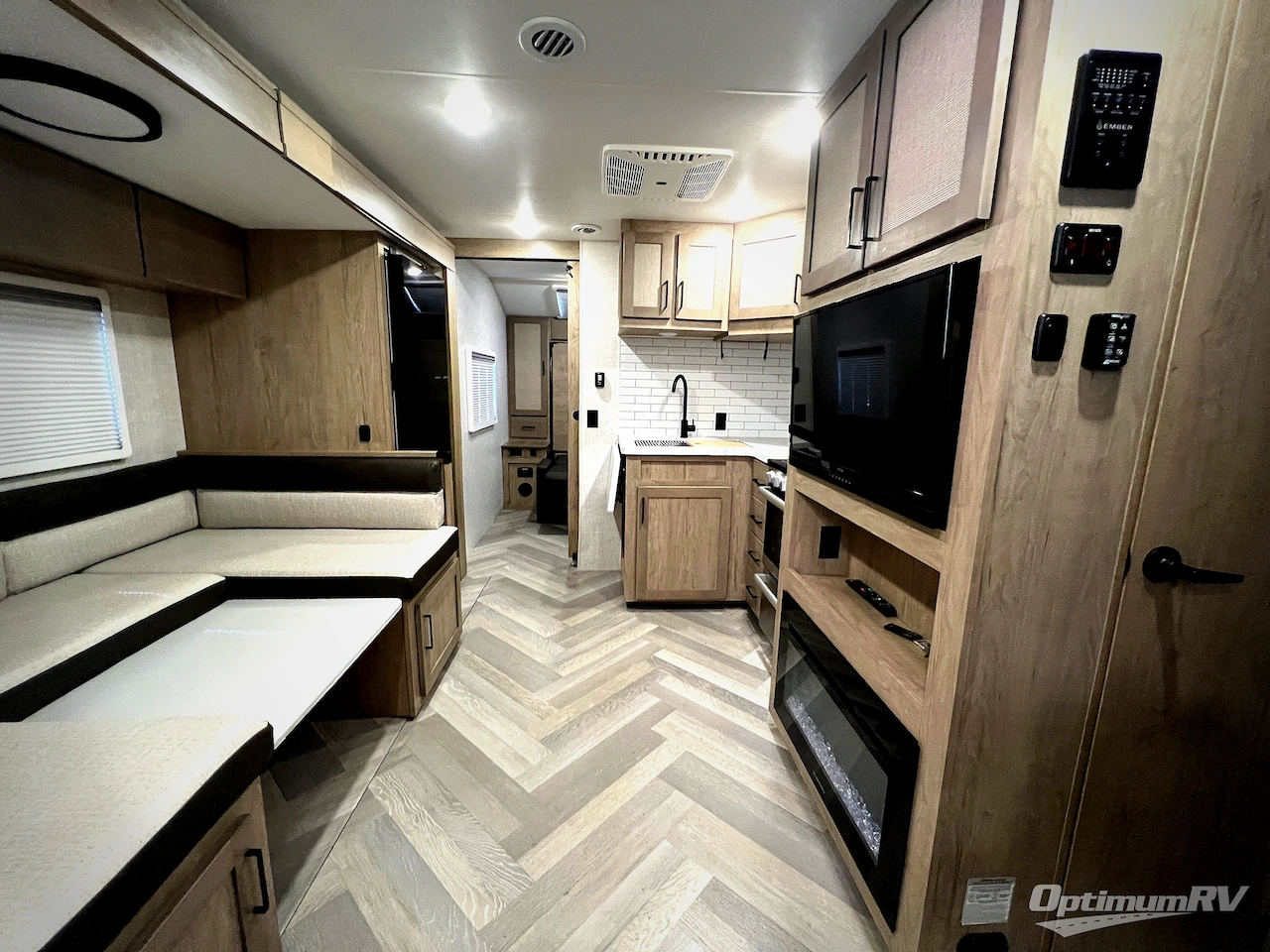 2024 Ember Touring Edition 24MBH Photo 4