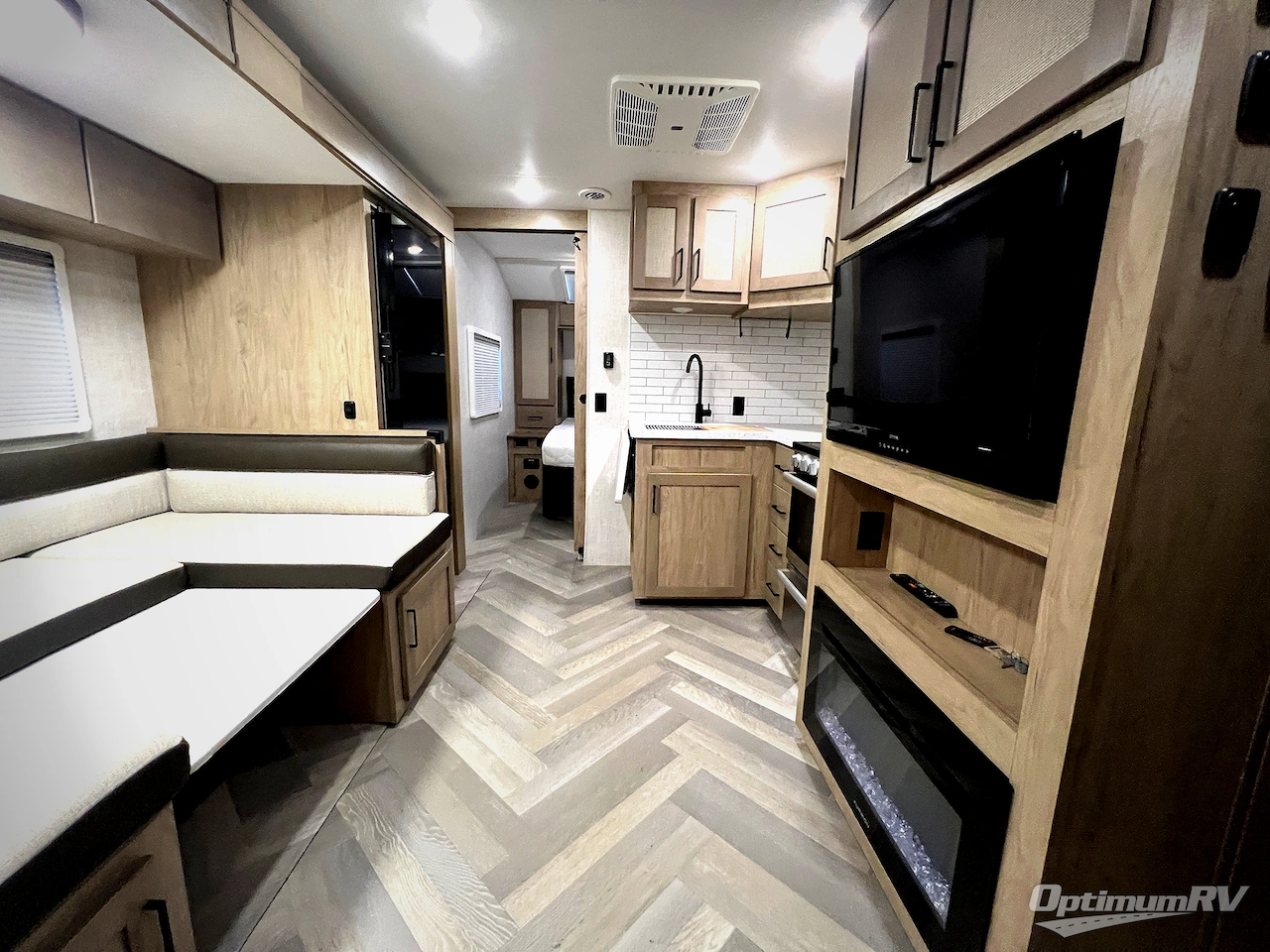 2024 Ember Touring Edition 24MBH Photo 20