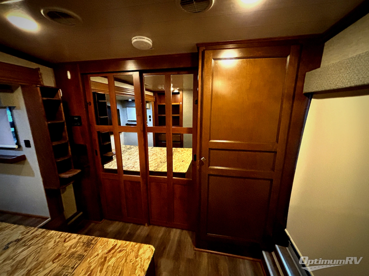 2018 Heartland Bighorn 3970RD Photo 10