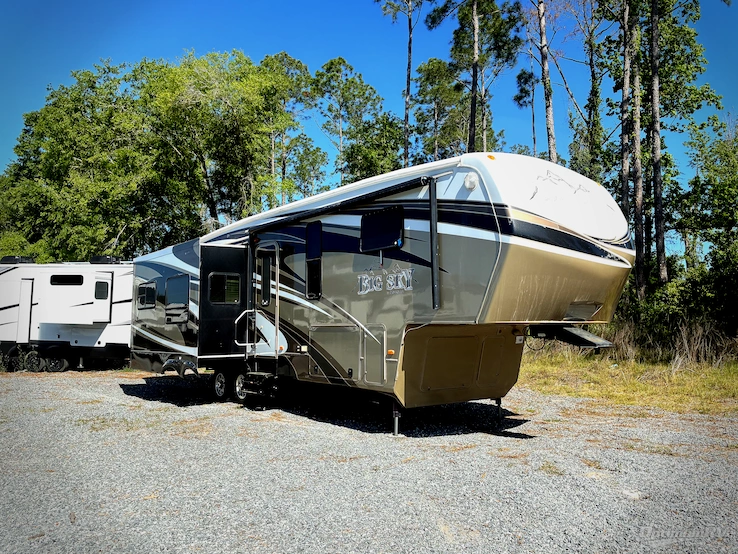 2012 Keystone Montana Big Sky 3455SA RV Photo 1