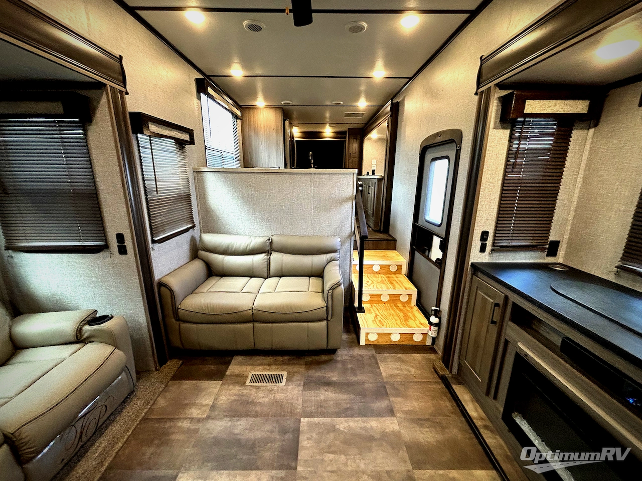 2020 CrossRoads Cameo CE4021FK Photo 3